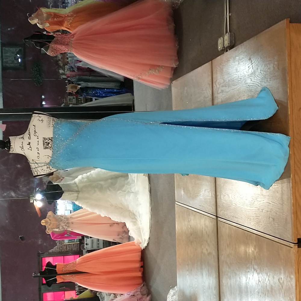 Precious formals prom dress